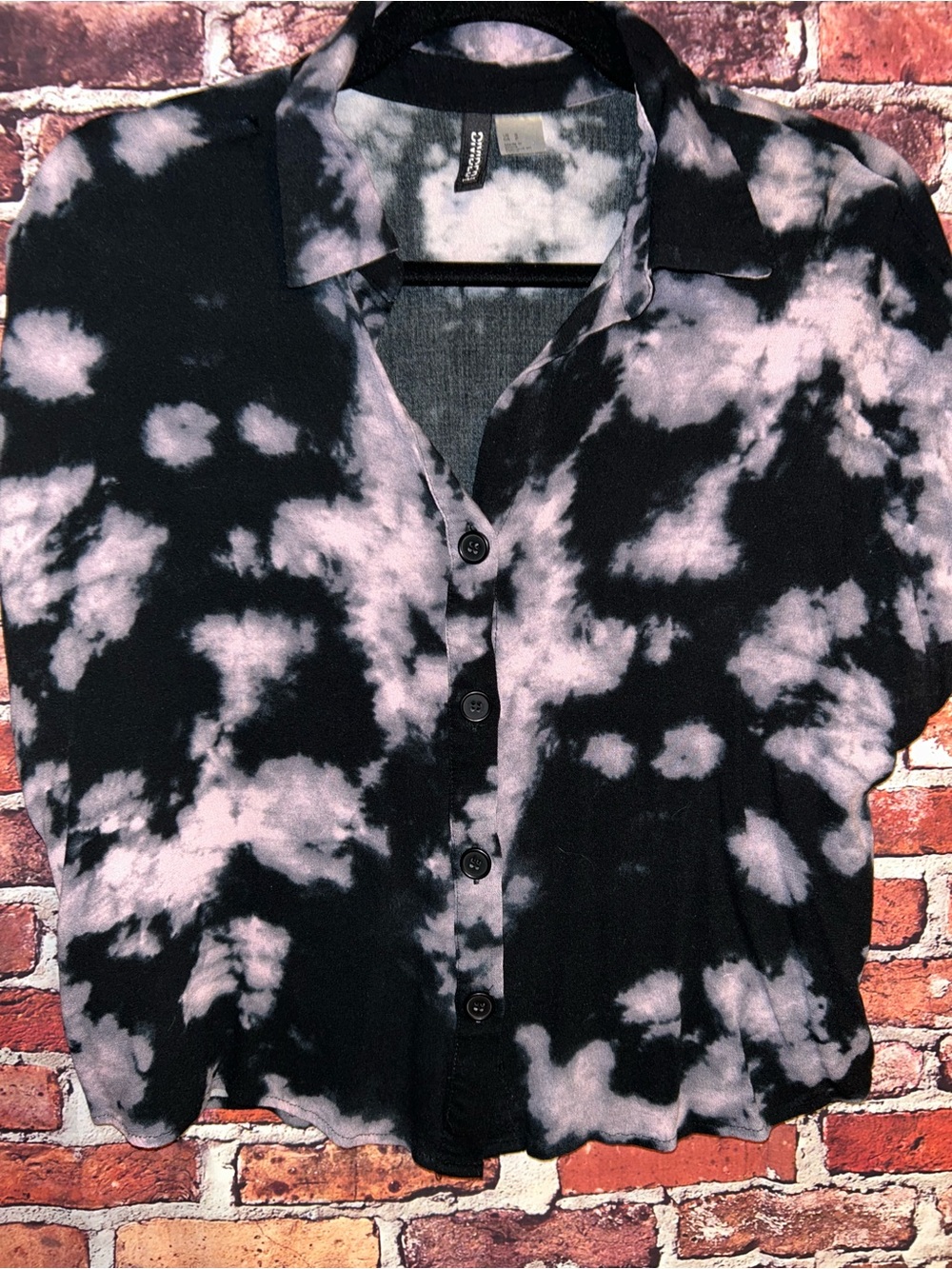 Black & Light Purple Tie-Dye Button Shirt Size Small